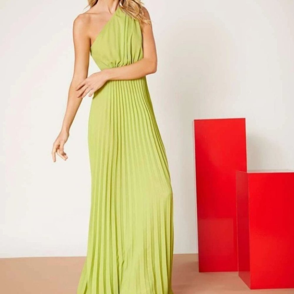 GREEN One Shoulder Solid Pleated maxi Dress